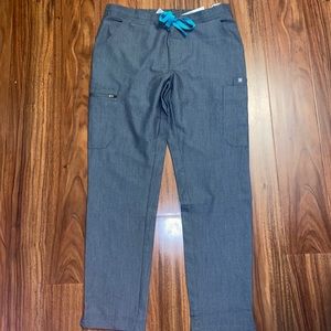 Grey Scrub Pant from Figs
